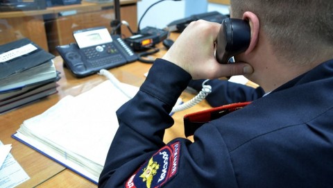 В Шумячском районе сотрудники полиции установили подозреваемых в краже денег с банковской карты